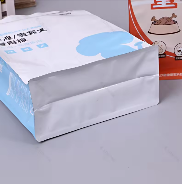 Durable and Convenient Pet Food Bag for Freshness